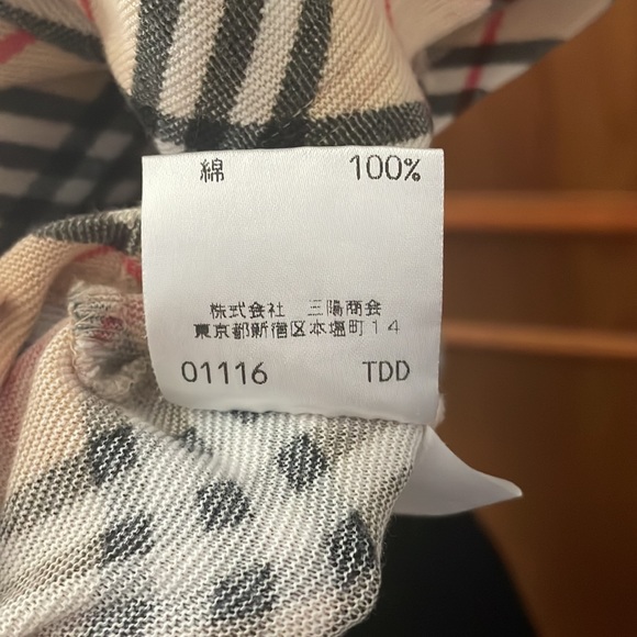 Soldā¤ļøAuthentic Burberry Check T-Shirtā¤ļø - Picture 15 of 17